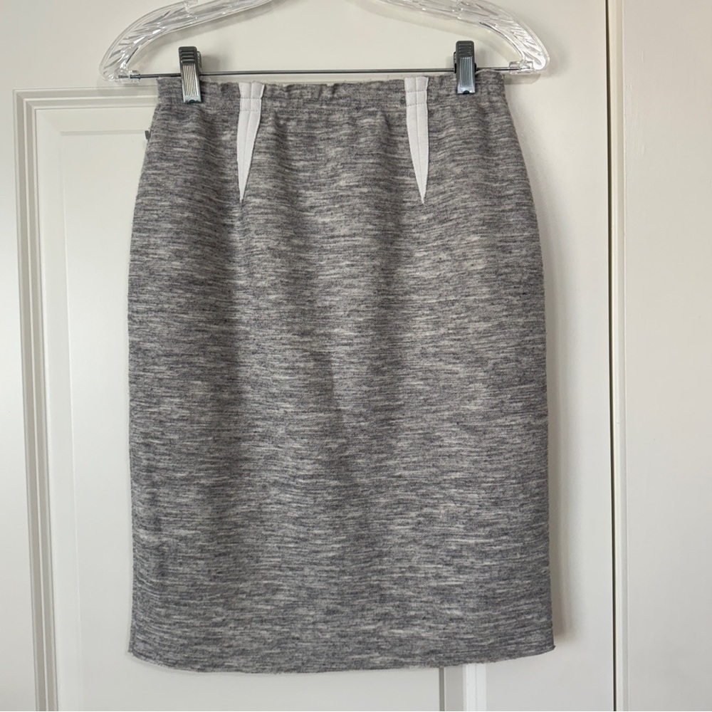 Buru Small Gray Pencil Straight Skirt ~ Pull On Stretch Minimalist Classic